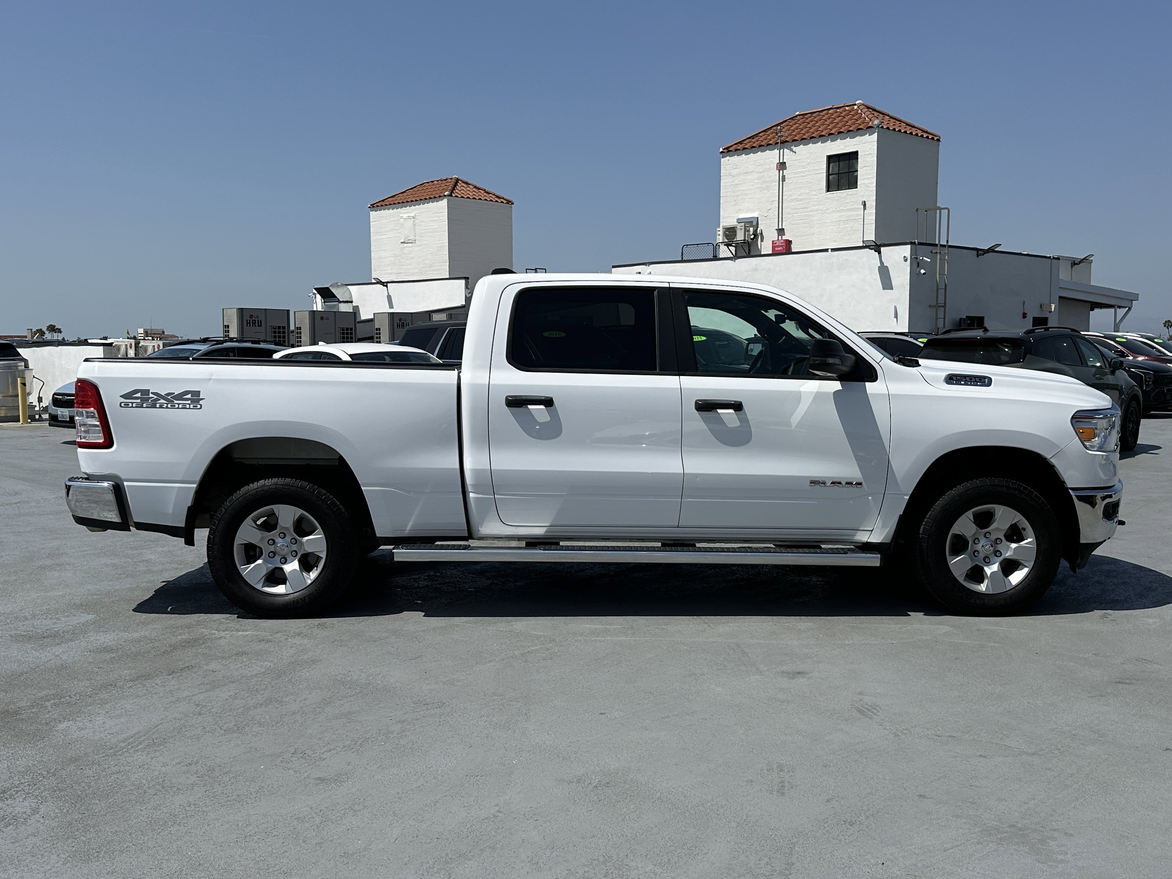 Used 2023 RAM 1500 Big Horn AWD/4WD image 9