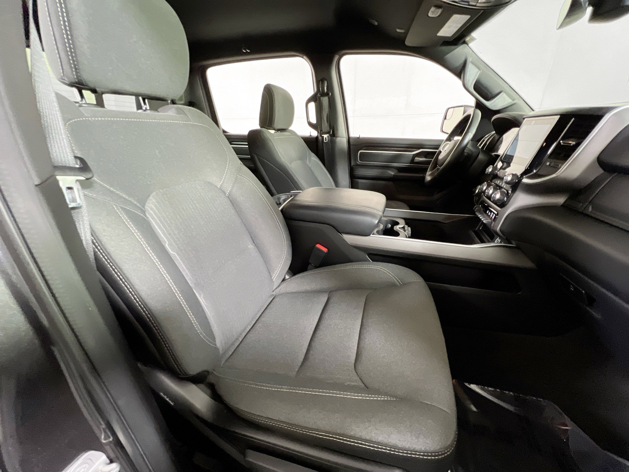 Used 2022 RAM 1500 Big Horn AWD/4WD image 27