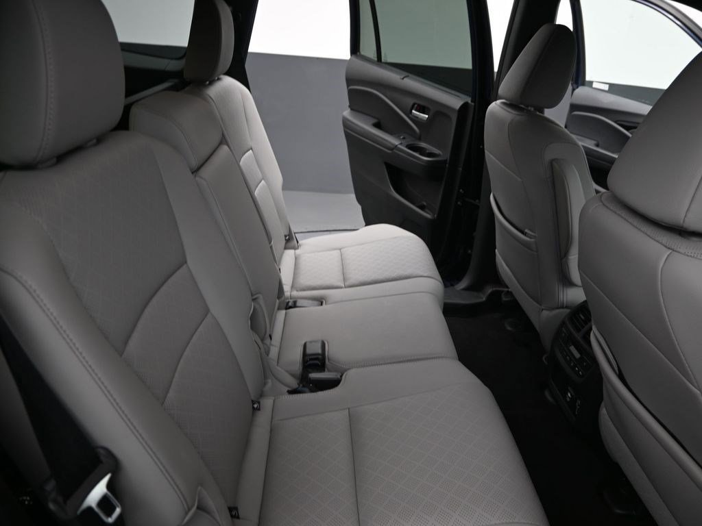 Used 2019 Honda Passport Touring image 17