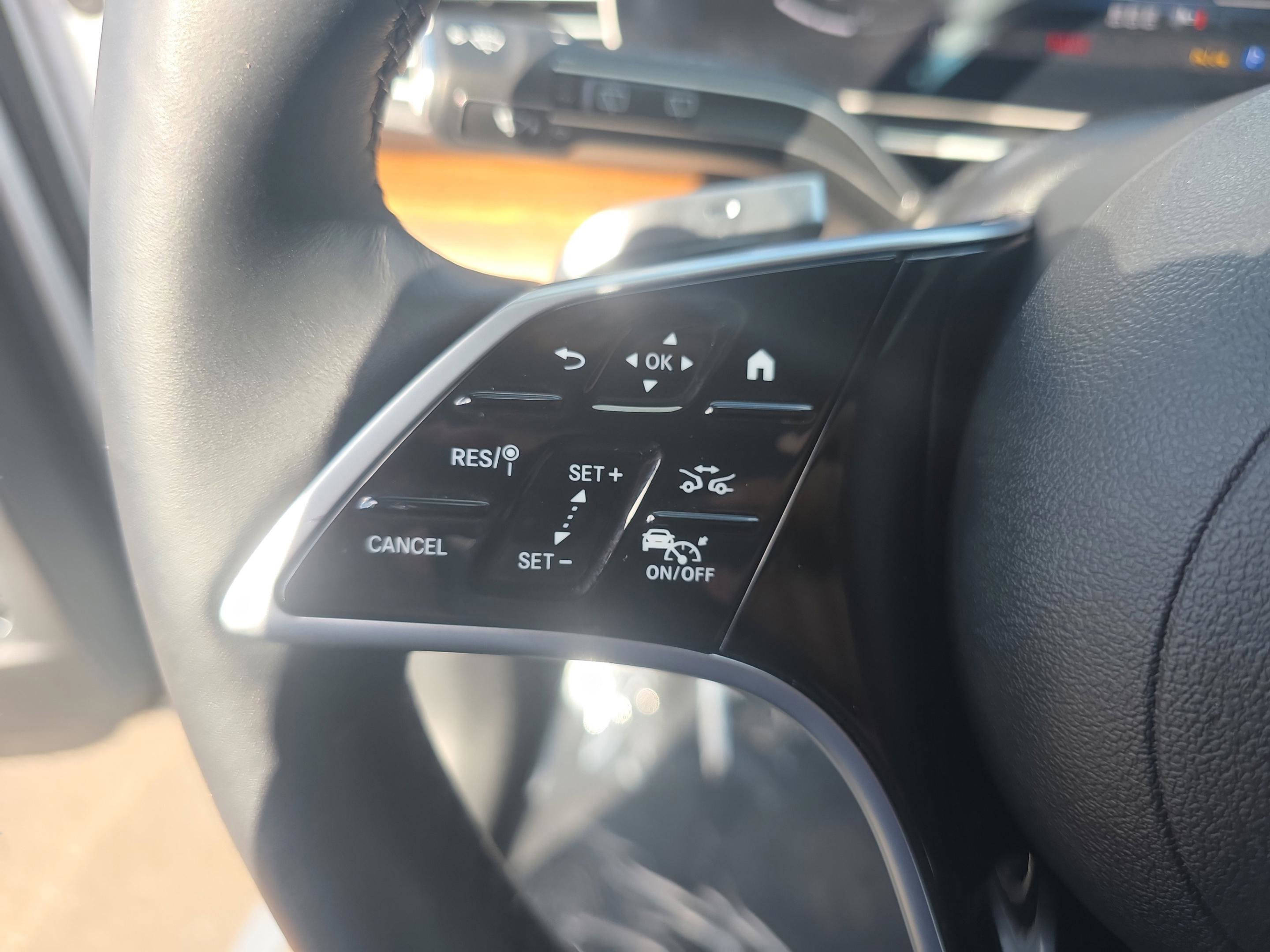 Certified 2025 Mercedes-Benz GLE 580 4MATIC image 32