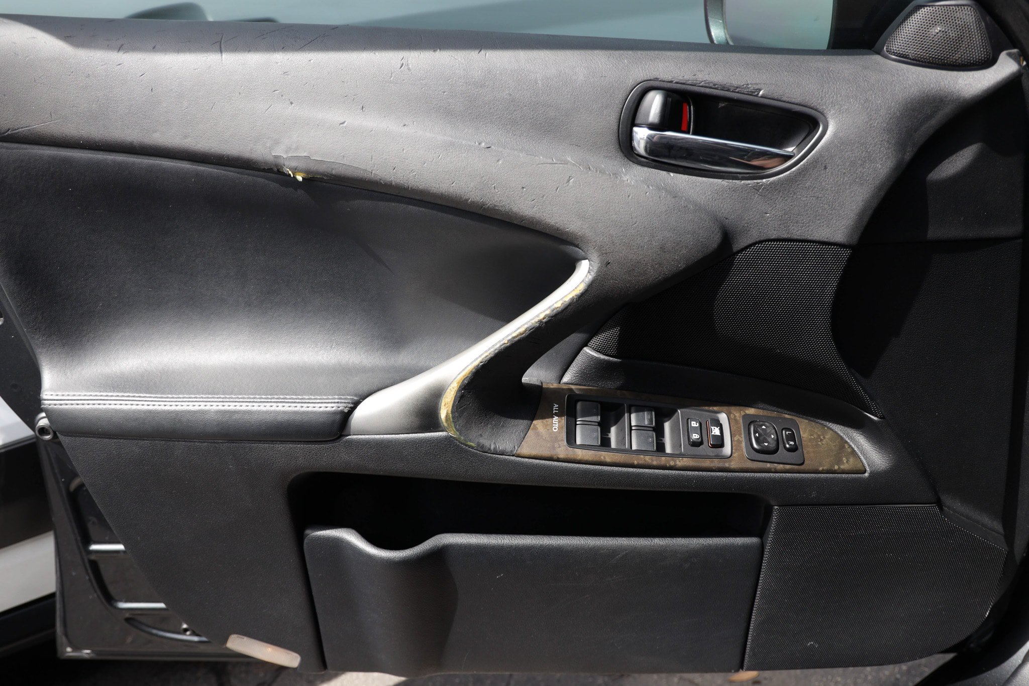 Used 2011 Lexus IS 350 w/ Premium Pkg Value Edition RWD image 44