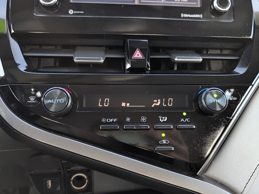 Used 2023 Toyota Camry SE image 28