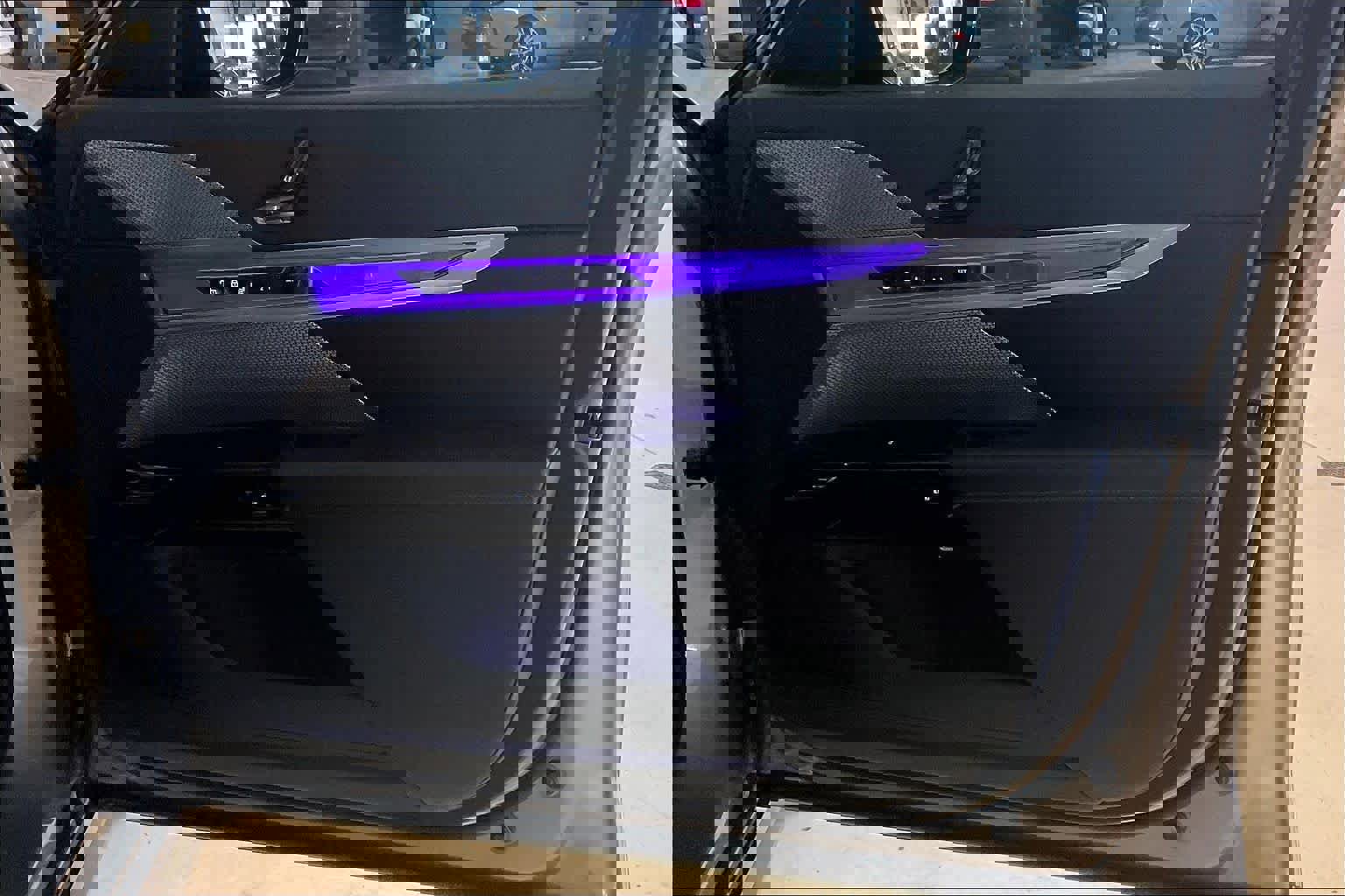 Certified 2024 BMW 760i xDrive AWD/4WD image 21