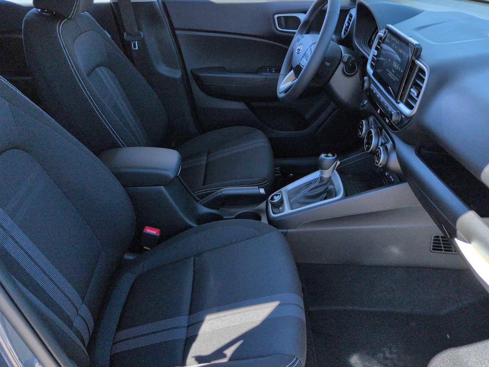 Certified 2026 Hyundai Venue SEL image 22