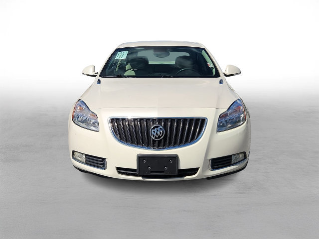 Used 2012 Buick Regal Leather FWD image 2