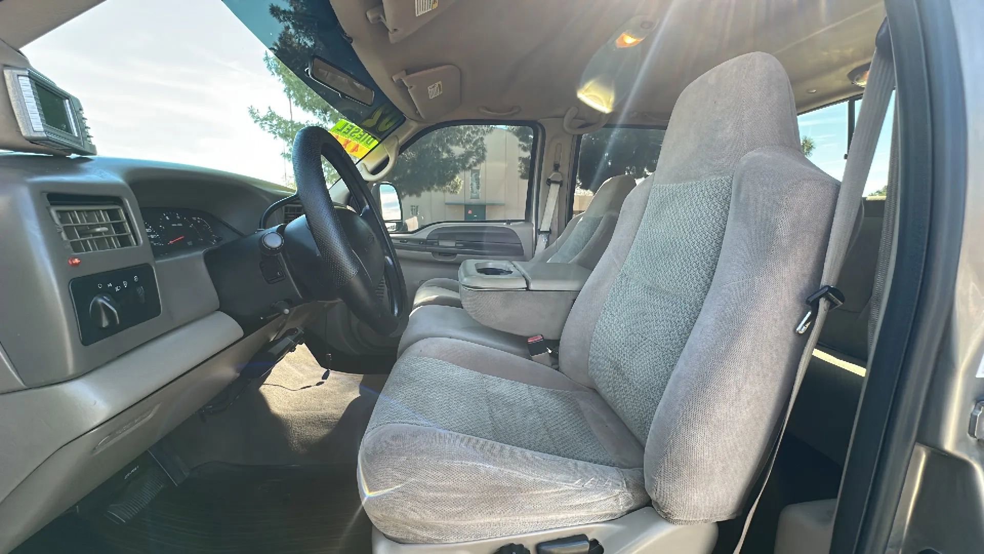 Used 2002 Ford F250 Lariat image 12