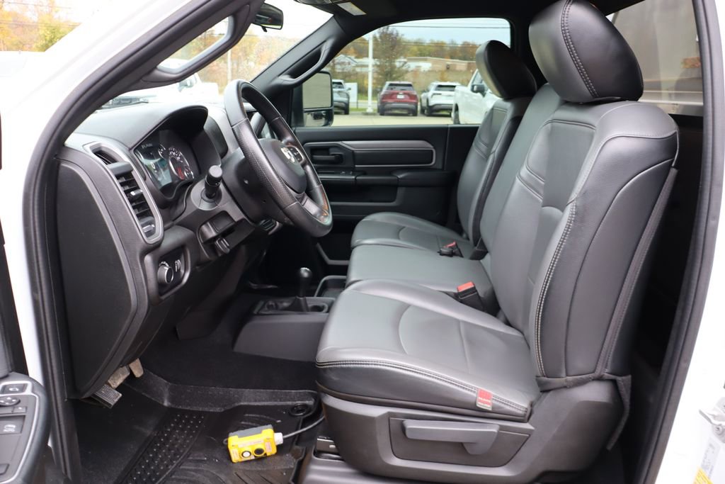 Used 2024 RAM 3500 Tradesman image 30