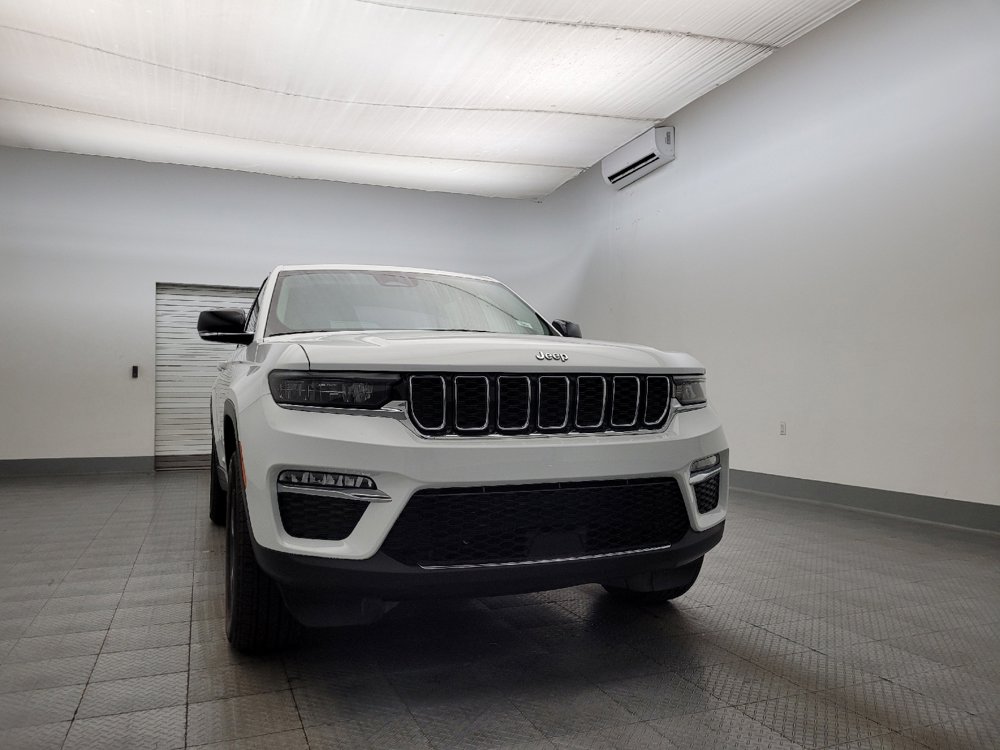 Used 2022 Jeep Grand Cherokee Limited 4xe image 14