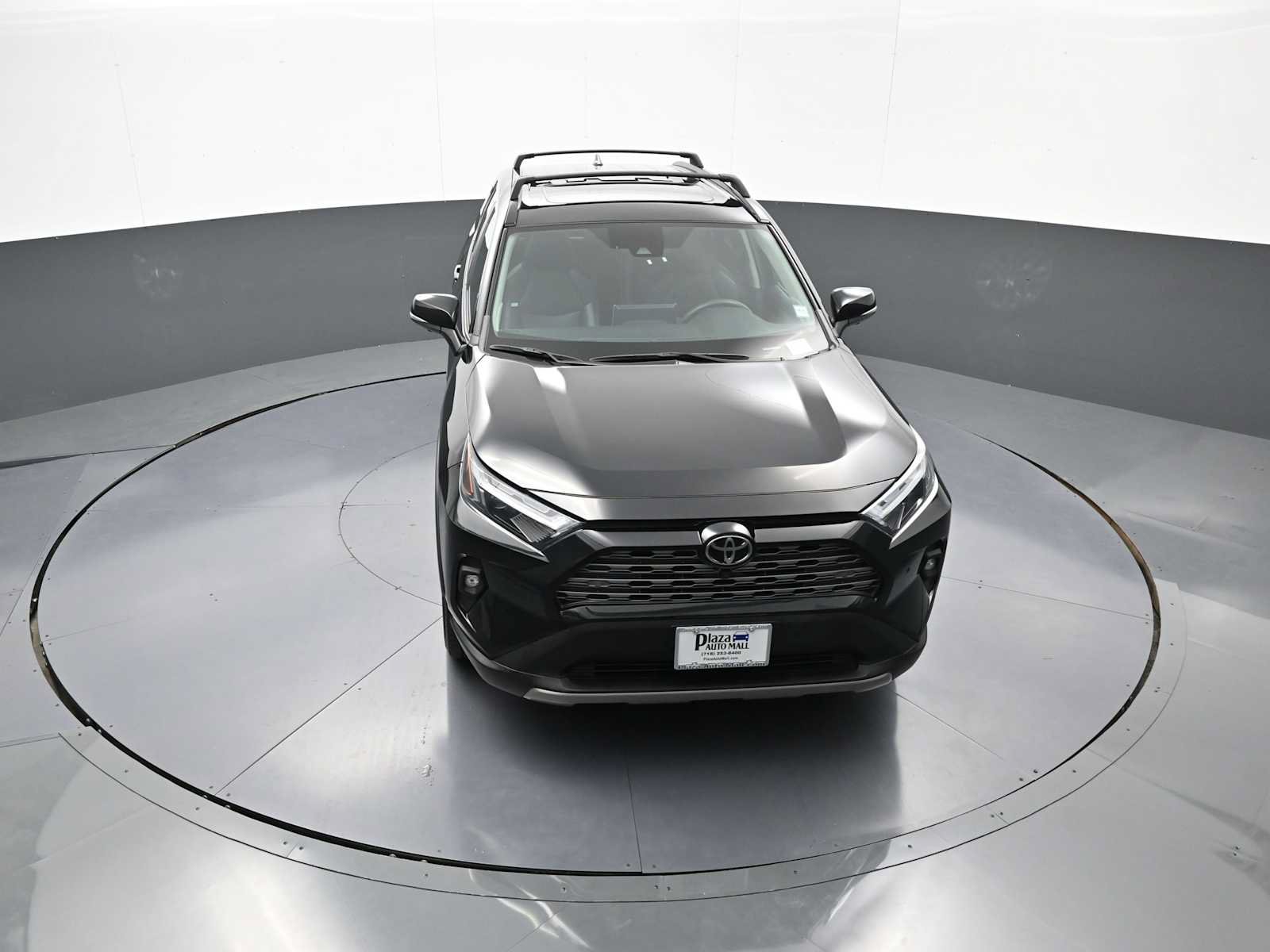 Used 2022 Toyota RAV4 Limited AWD/4WD image 34