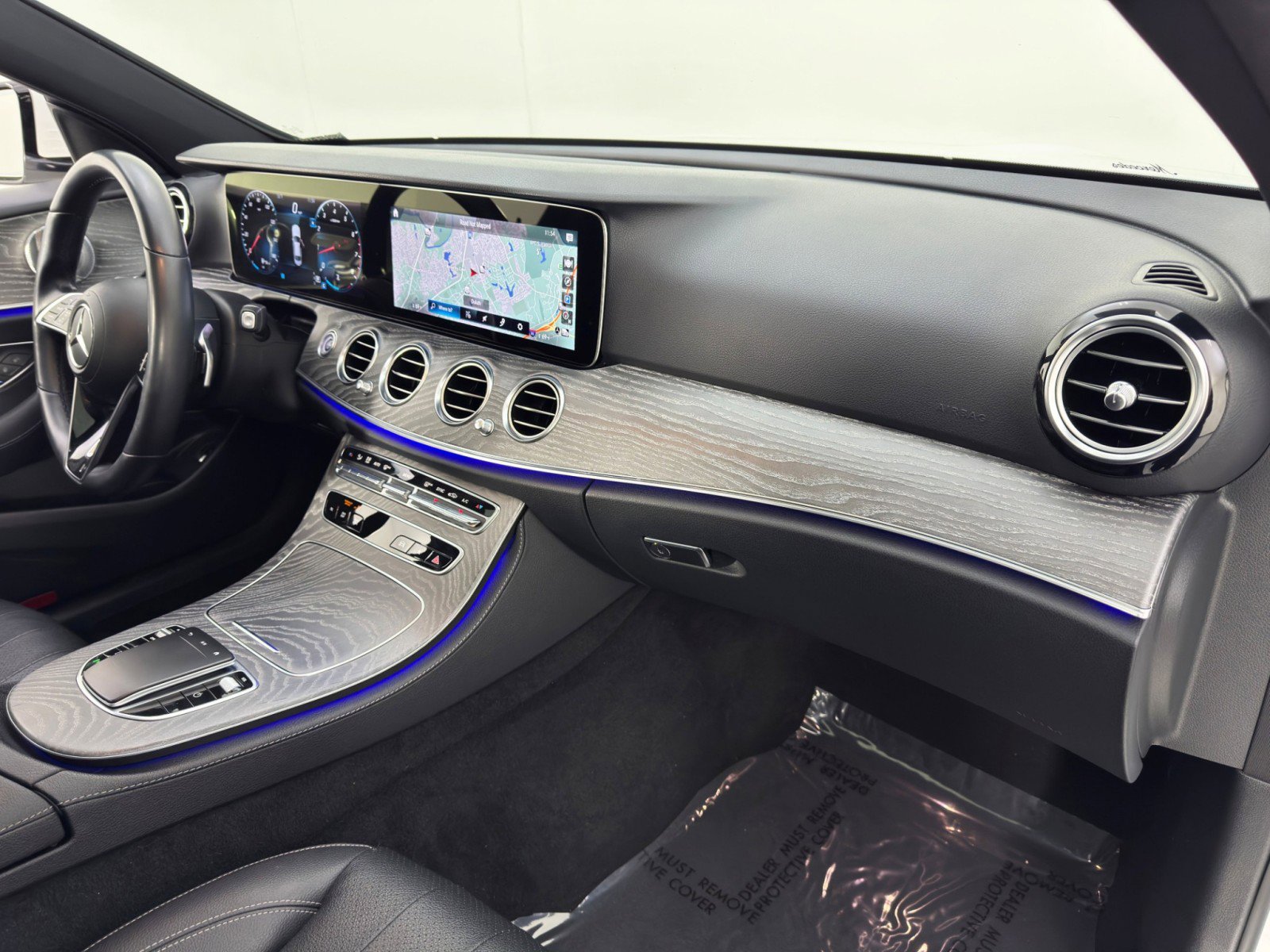 Used 2021 Mercedes-Benz E 350 Sedan w/ Premium Package image 13