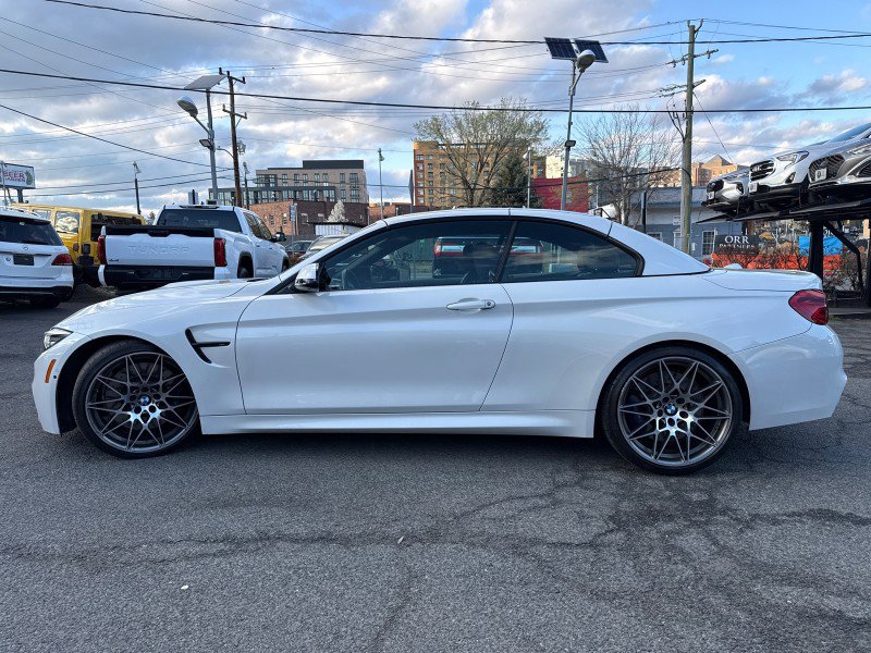Used 2018 BMW M4 Convertible w/ Competition Package image 10