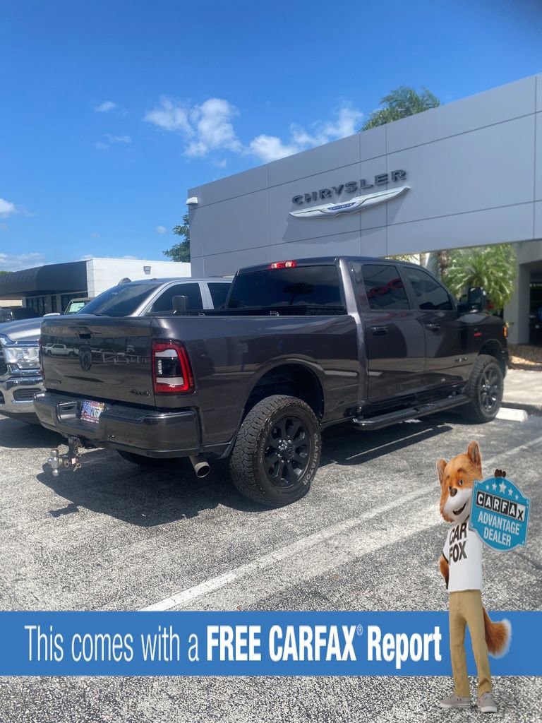 Used 2023 RAM 2500 Big Horn w/ Night Edition AWD/4WD image 3