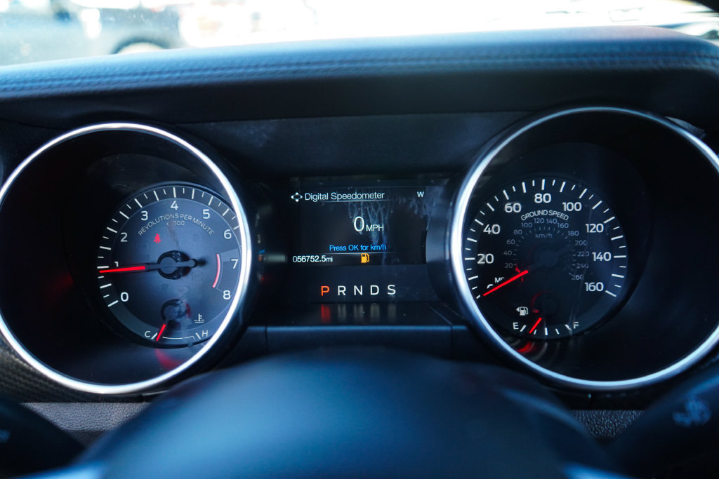 Used 2020 Ford Mustang Coupe RWD image 25