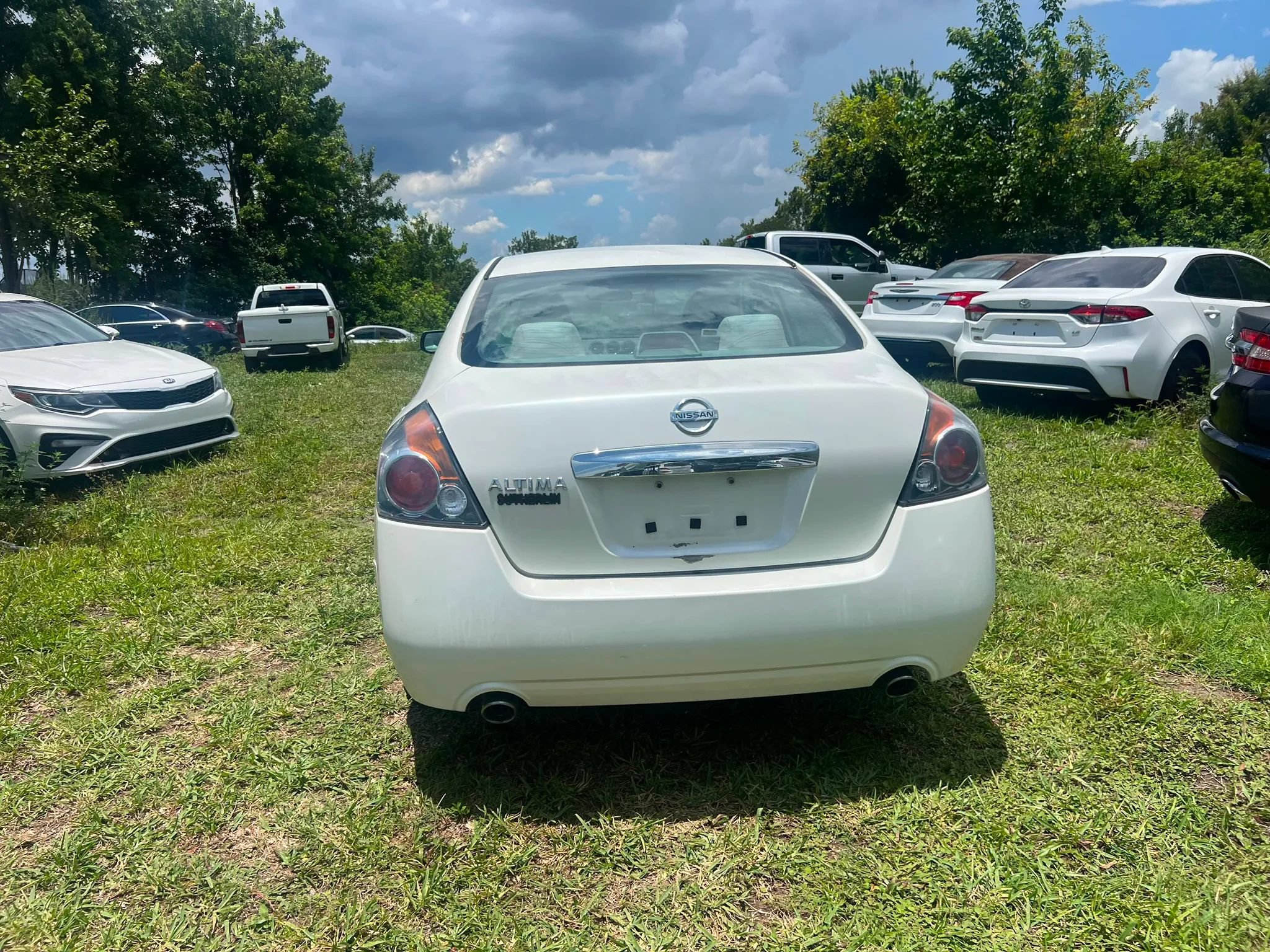Used 2011 Nissan Altima 2.5 FWD image 5