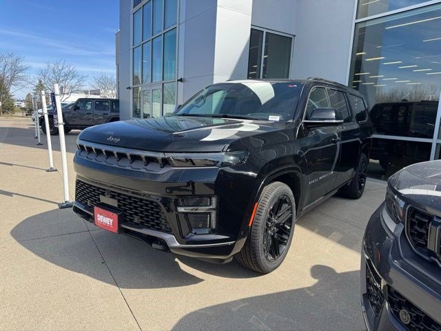 New 2026 Jeep Grand Wagoneer L Limited AWD/4WD image 3