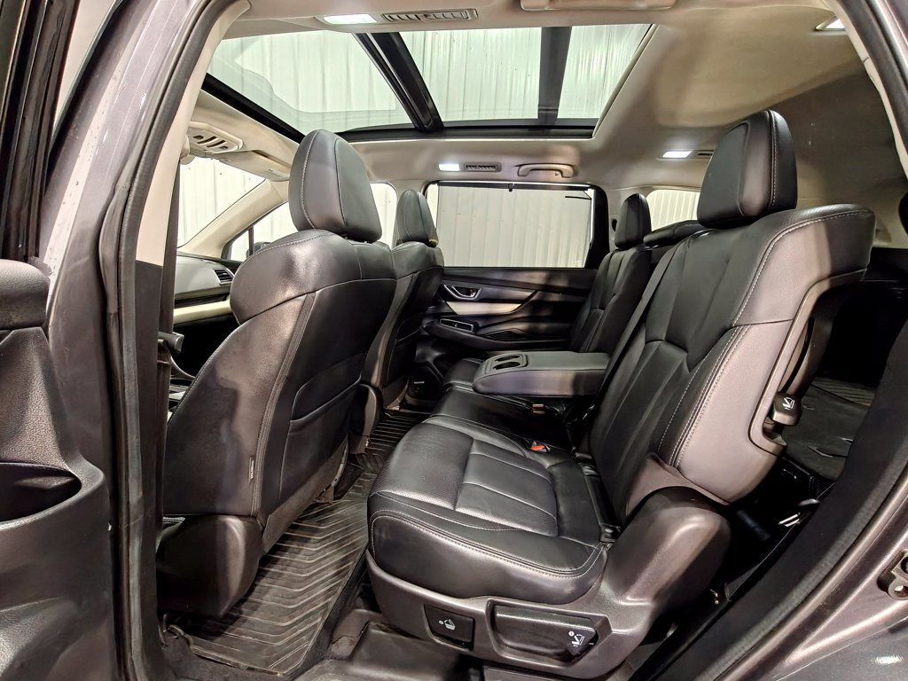 Used 2022 Subaru Ascent Limited w/ Technology Package AWD/4WD image 30