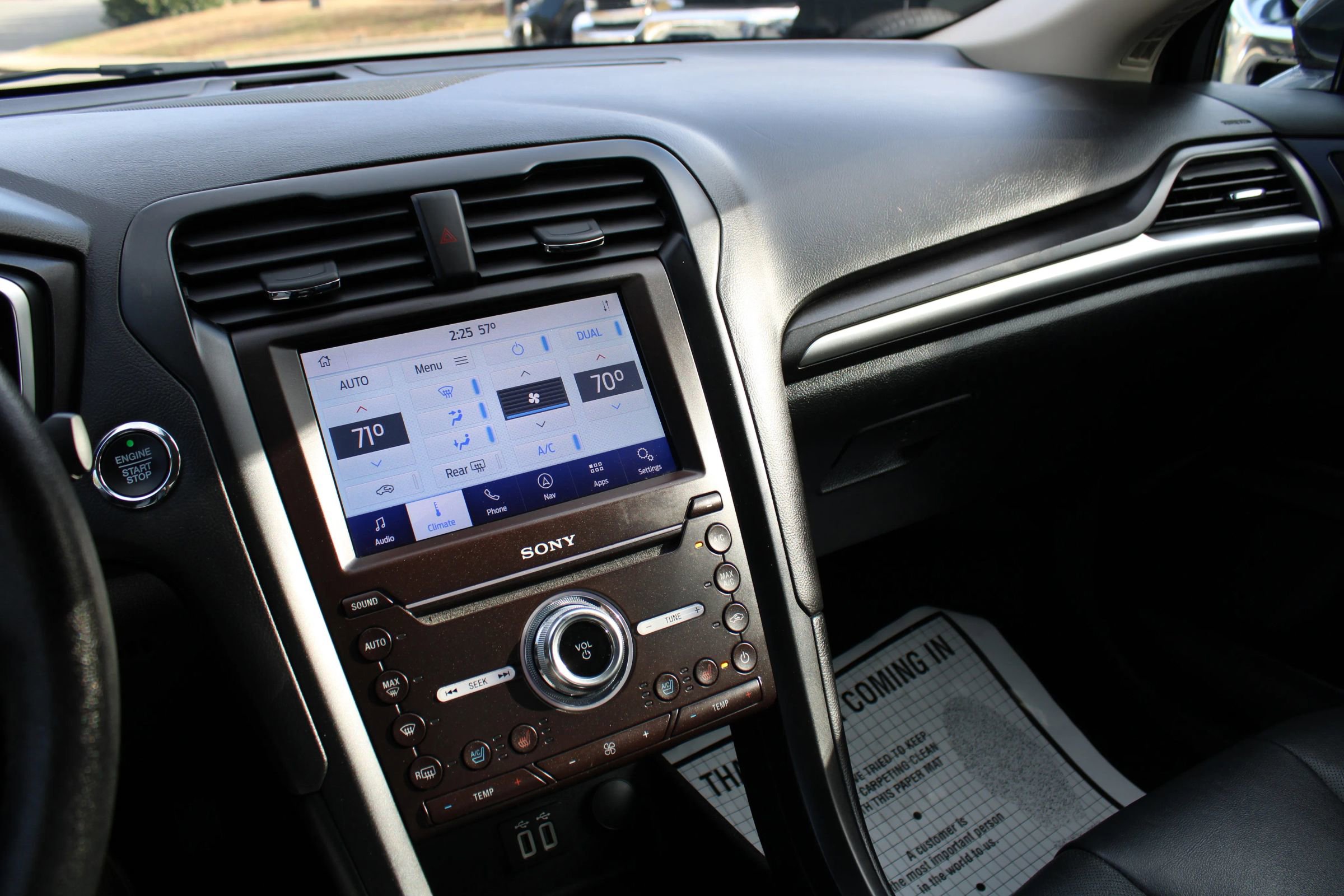 Used 2020 Ford Fusion Titanium image 10