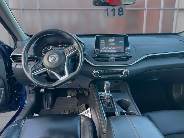 Used 2020 Nissan Altima 2.5 SR w/ Premium Package image 14