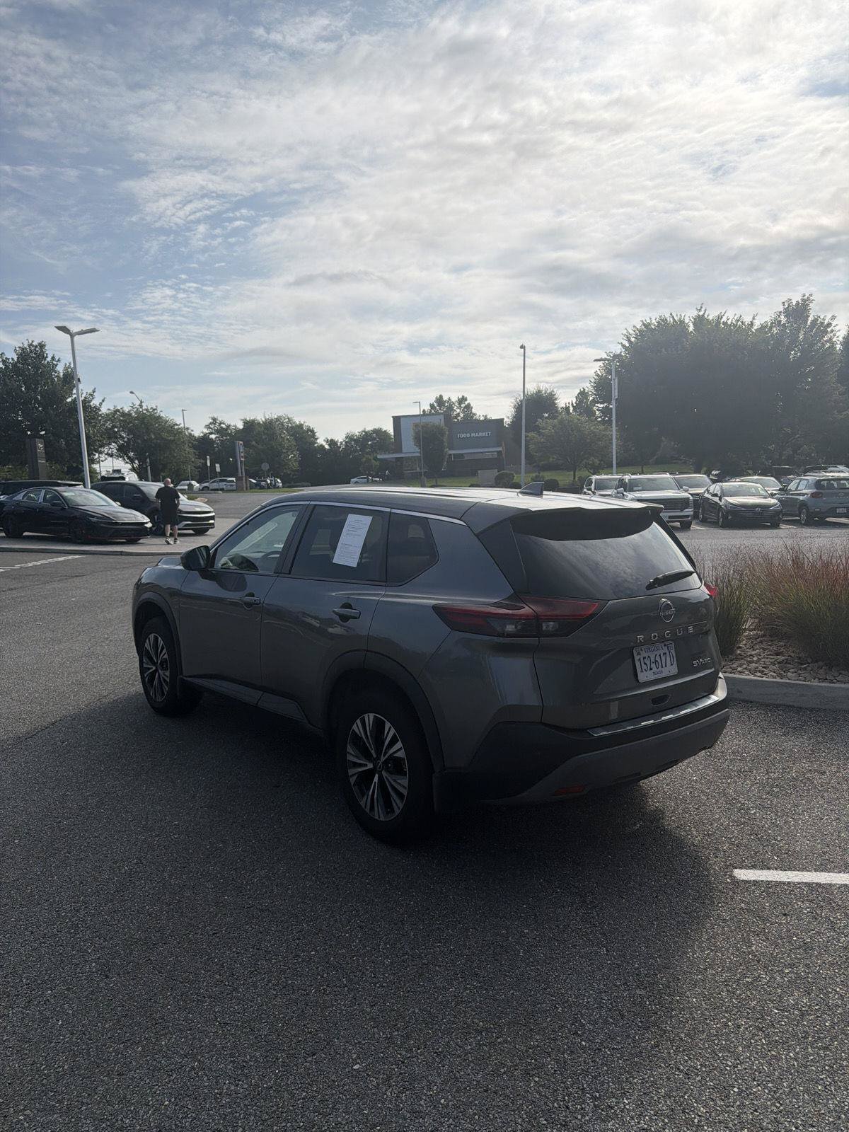 Used 2023 Nissan Rogue SV AWD/4WD image 37