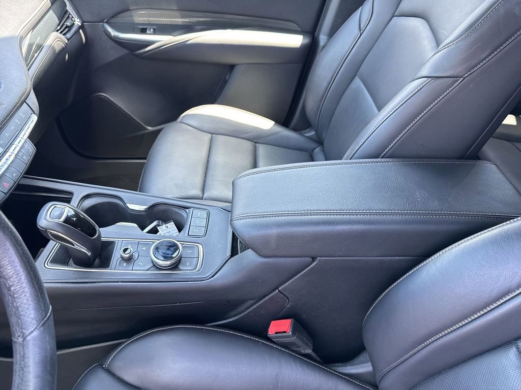 Used 2019 Cadillac XT4 Sport AWD/4WD image 21