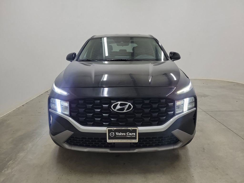 Used 2022 Hyundai Santa Fe SE image 2