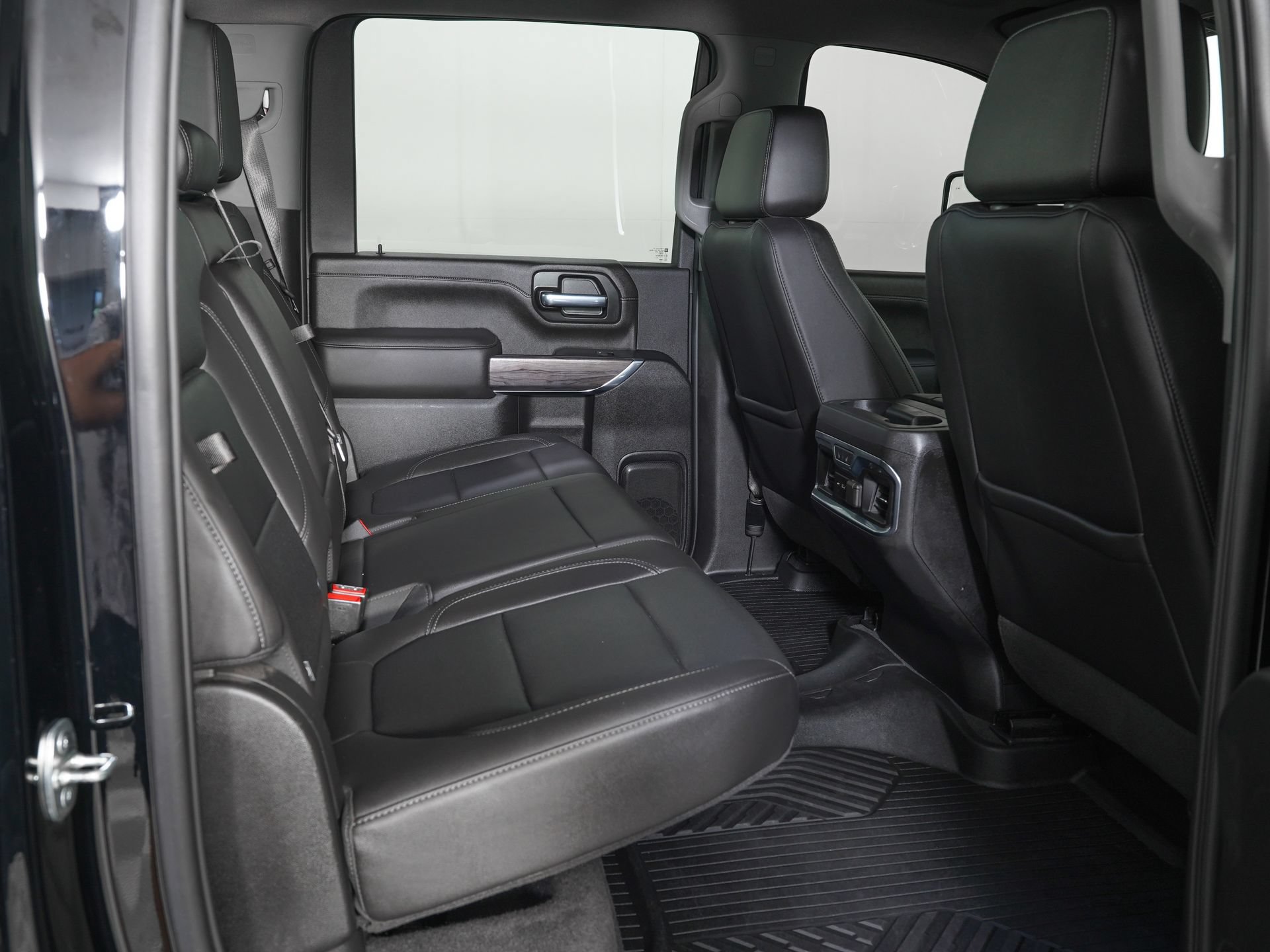 Used 2021 Chevrolet Silverado 2500 LTZ w/ LTZ Premium Package AWD/4WD image 10