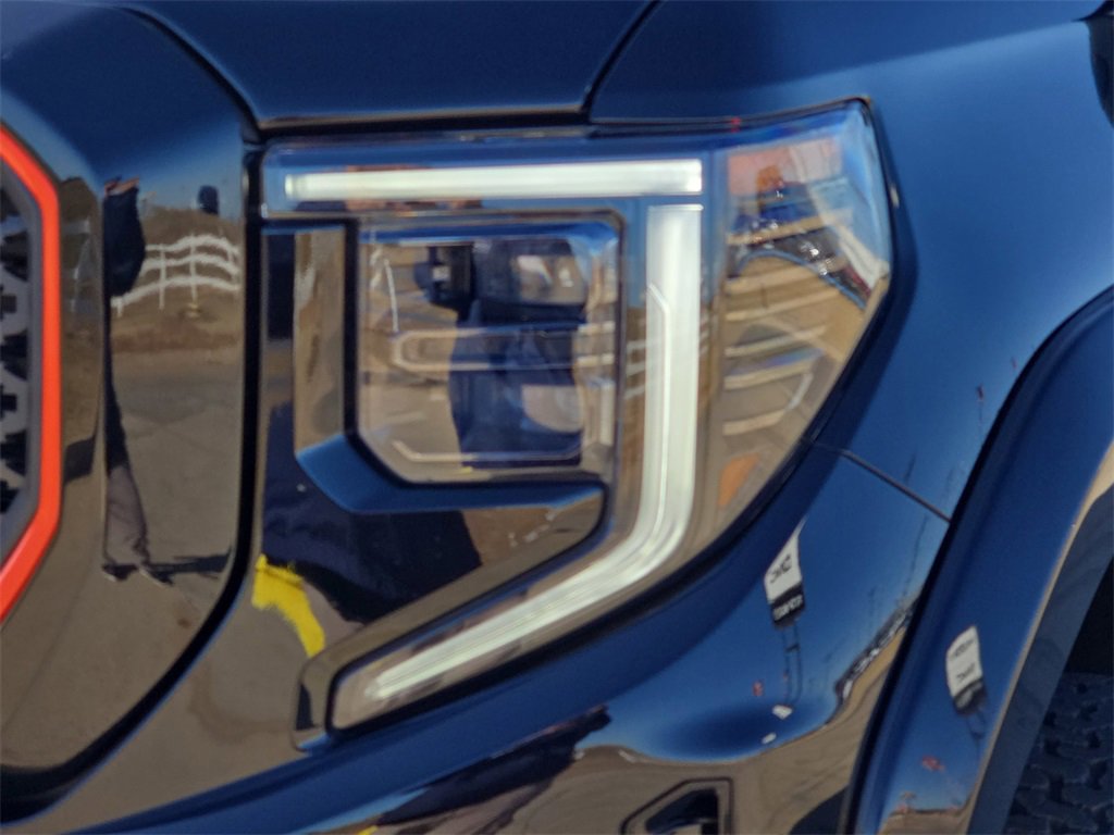 Used 2023 GMC Sierra 1500 AT4 w/ AT4 Premium Package image 32