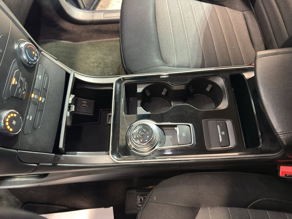 Used 2019 Ford Edge SE AWD/4WD image 18