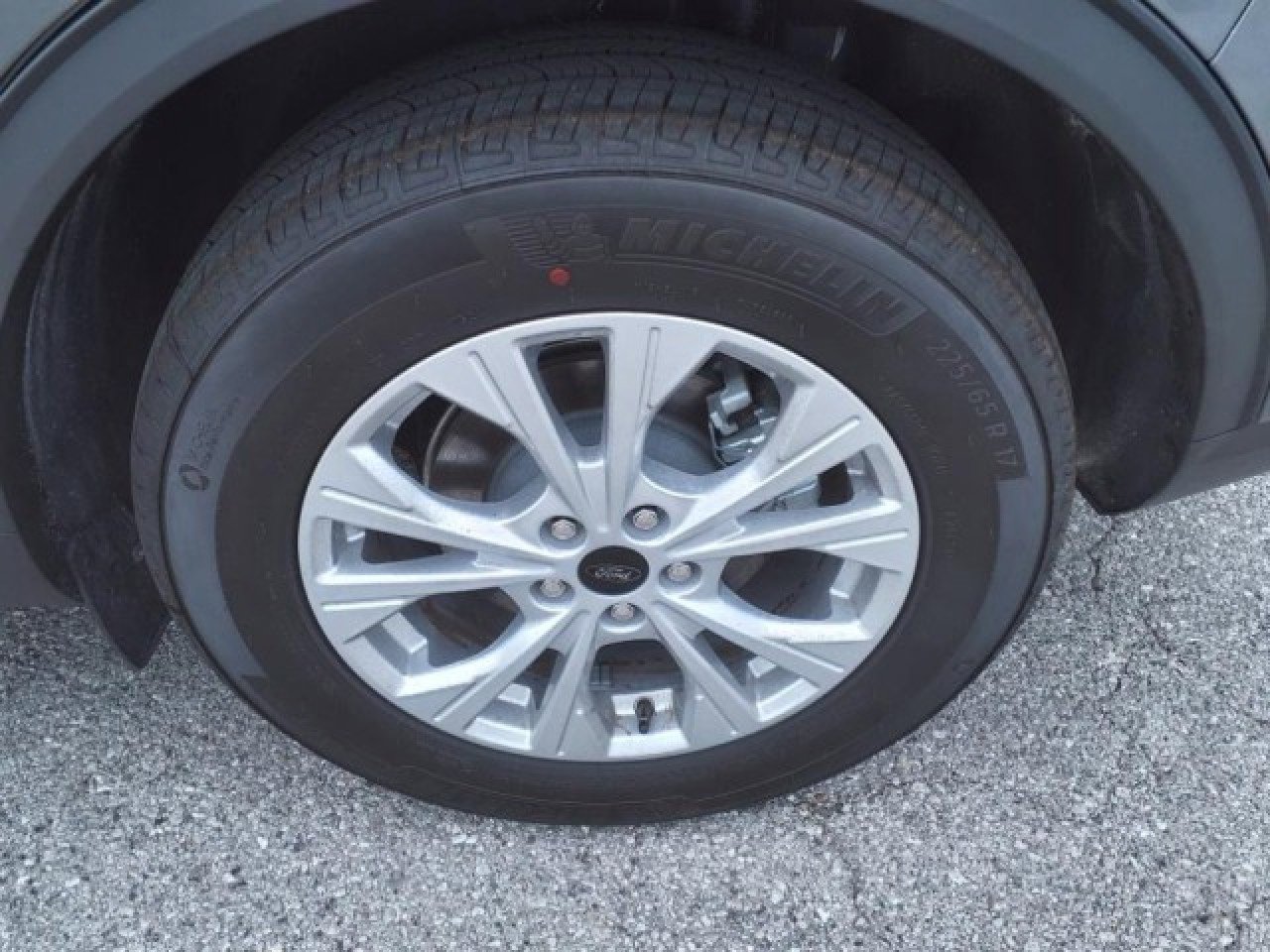 New 2024 Ford Escape Active w/ Tech Pack #2 image 4