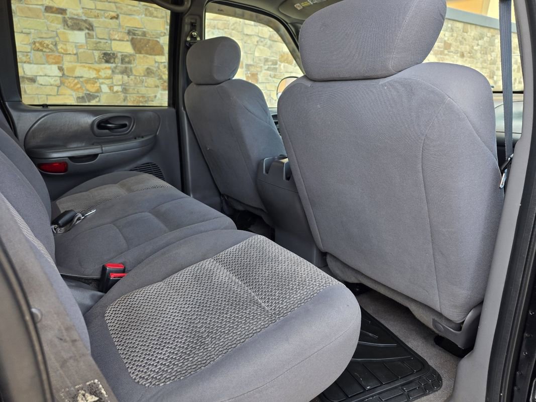 Used 2003 Ford F150 XLT AWD/4WD image 16