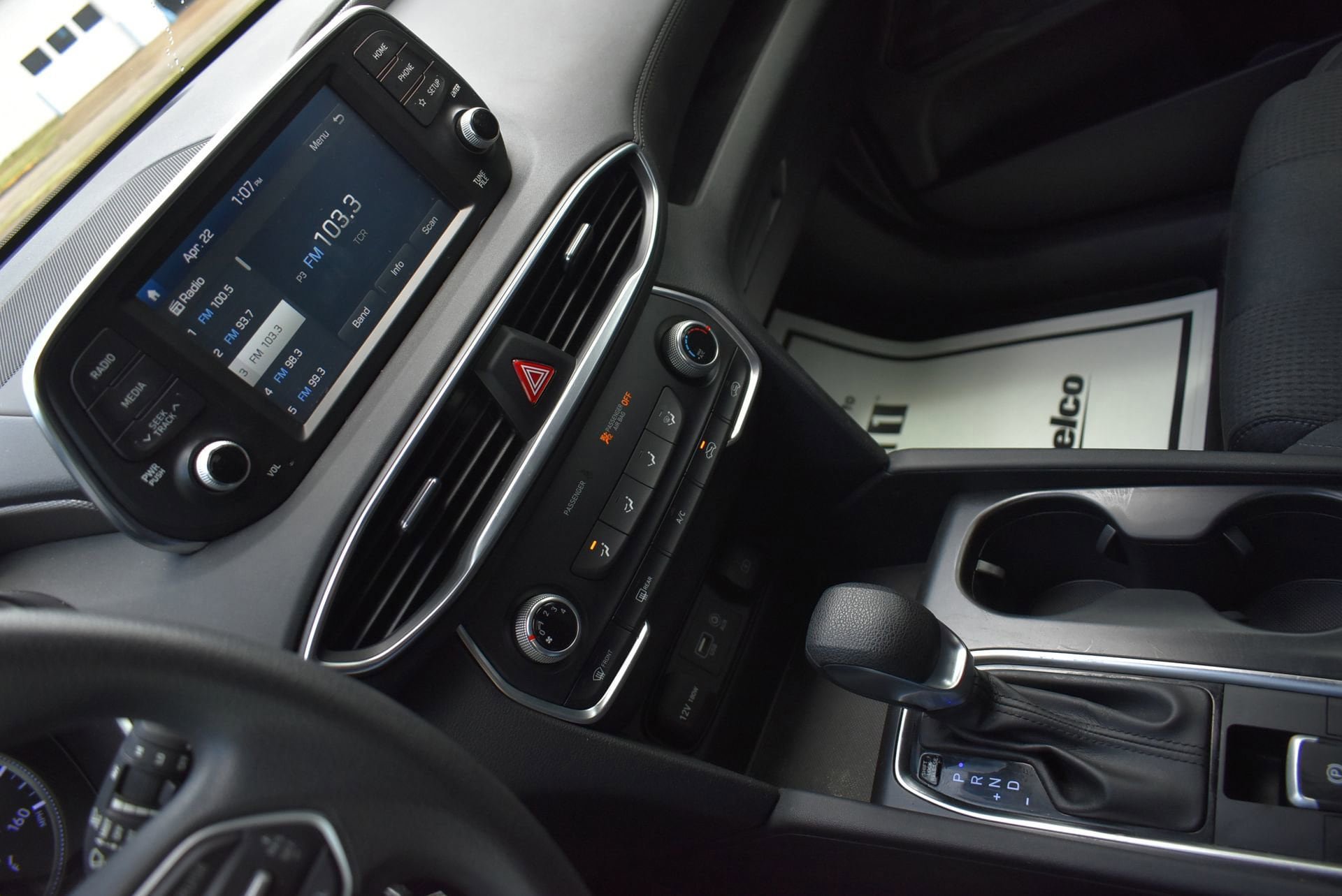 Used 2020 Hyundai Santa Fe SE FWD image 24
