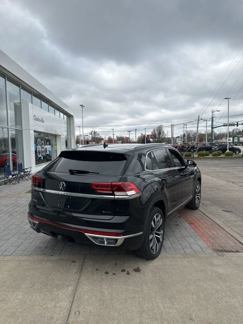 Used 2023 Volkswagen Atlas Cross Sport SEL Premium R-Line image 9