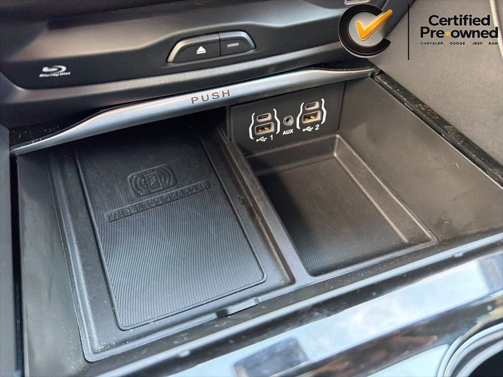 Certified 2023 Chrysler Pacifica Limited w/ Uconnect Theater Family Group AWD/4WD image 93