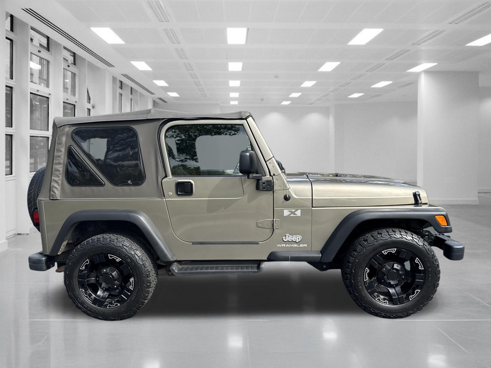 Used 2003 Jeep Wrangler X AWD/4WD image 4
