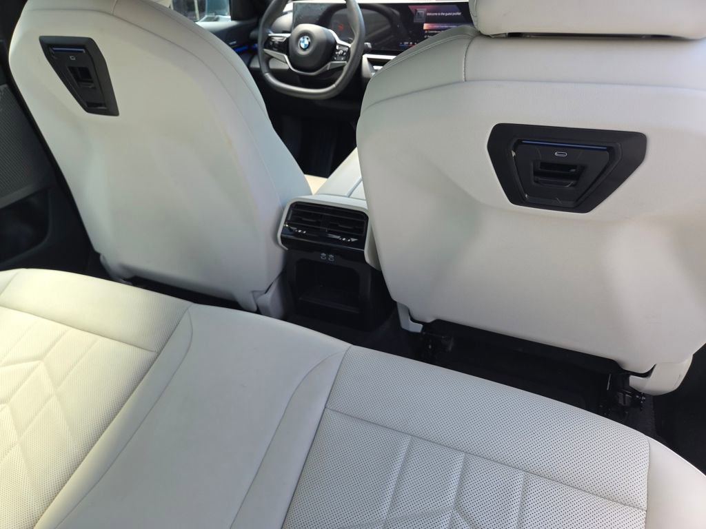 Certified 2024 BMW 530i xDrive w/ Premium Package image 36