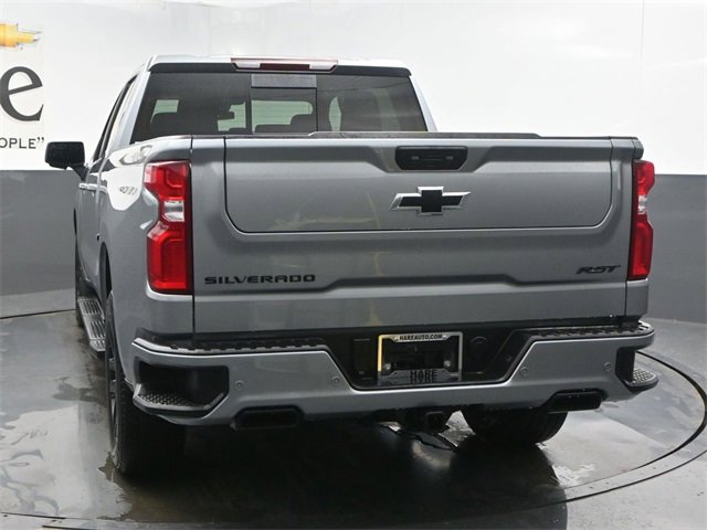 New 2026 Chevrolet Silverado 1500 RST w/ Dark Appearance Package image 13