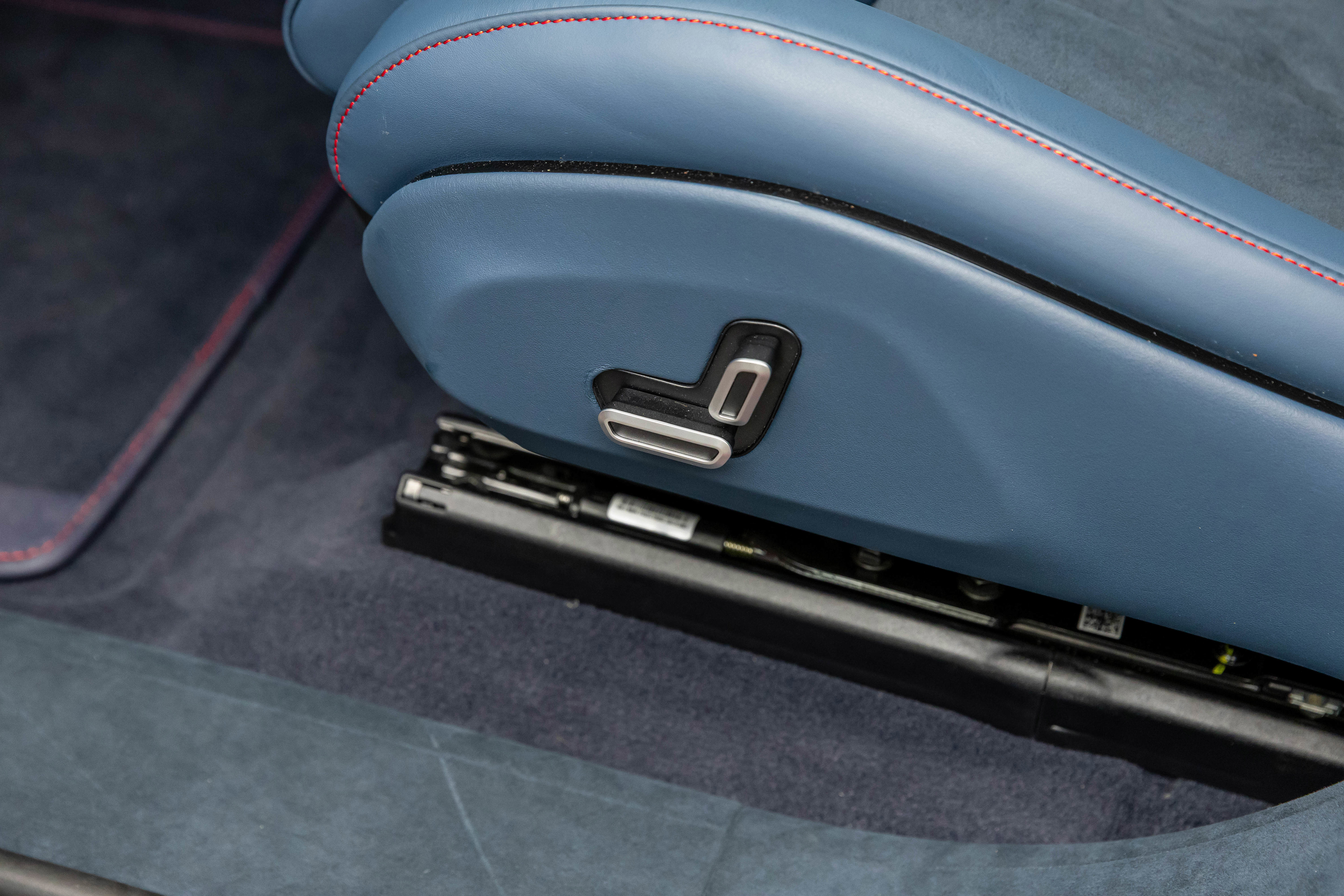 Used 2026 Ferrari Purosangue AWD/4WD image 16