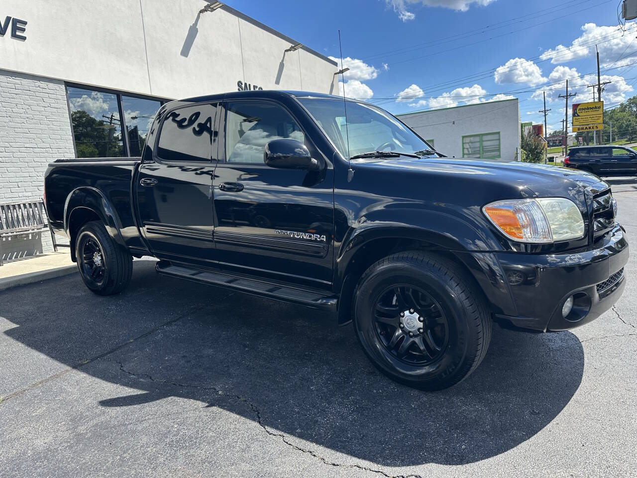 Used 2005 Toyota Tundra Limited RWD image 4