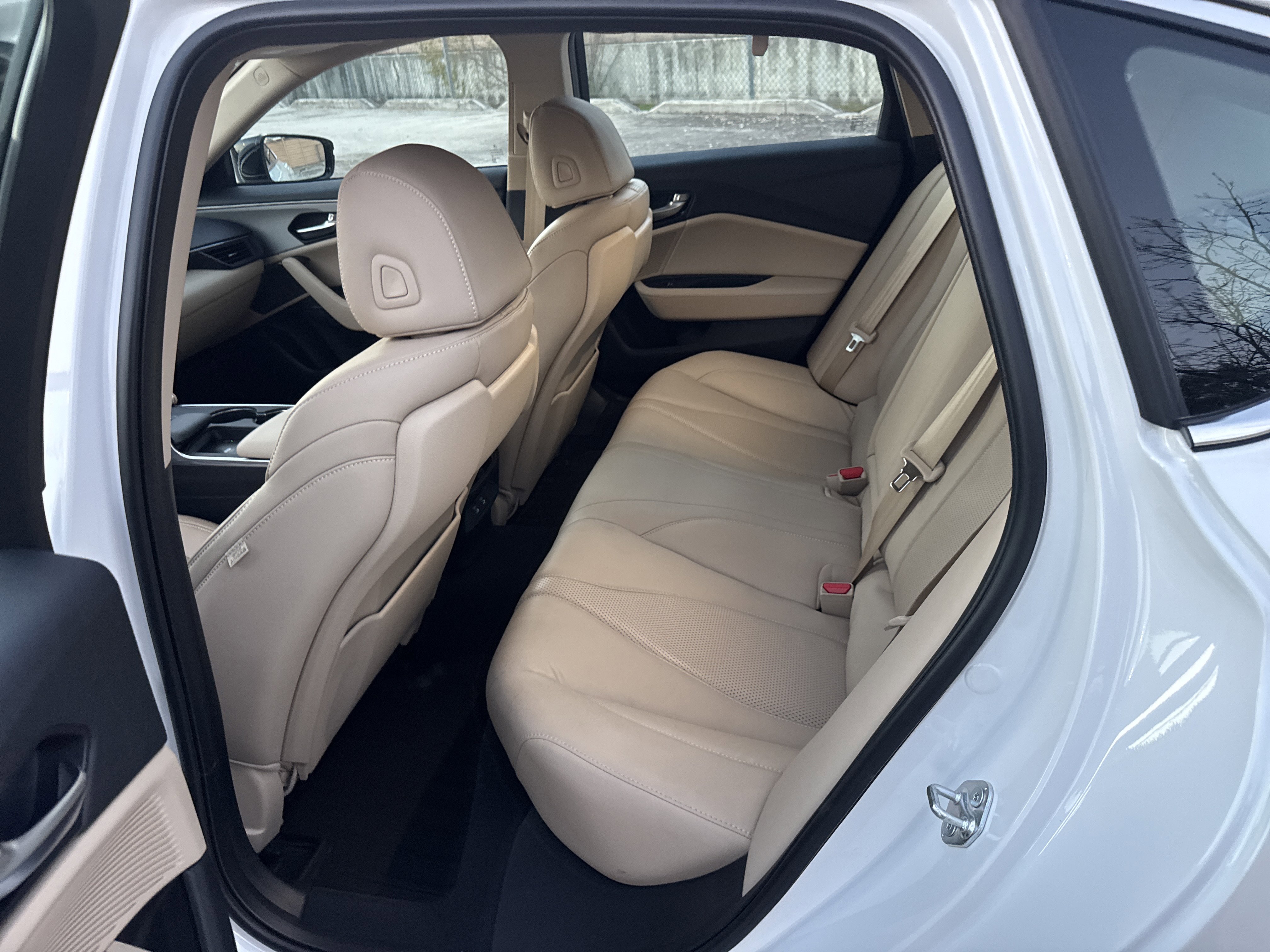 Used 2025 Acura TLX w/ Technology Package image 10