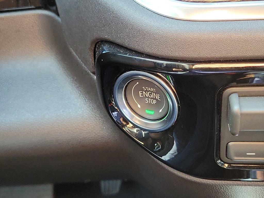 Used 2026 GMC Sierra 1500 Elevation w/ Preferred Package image 18