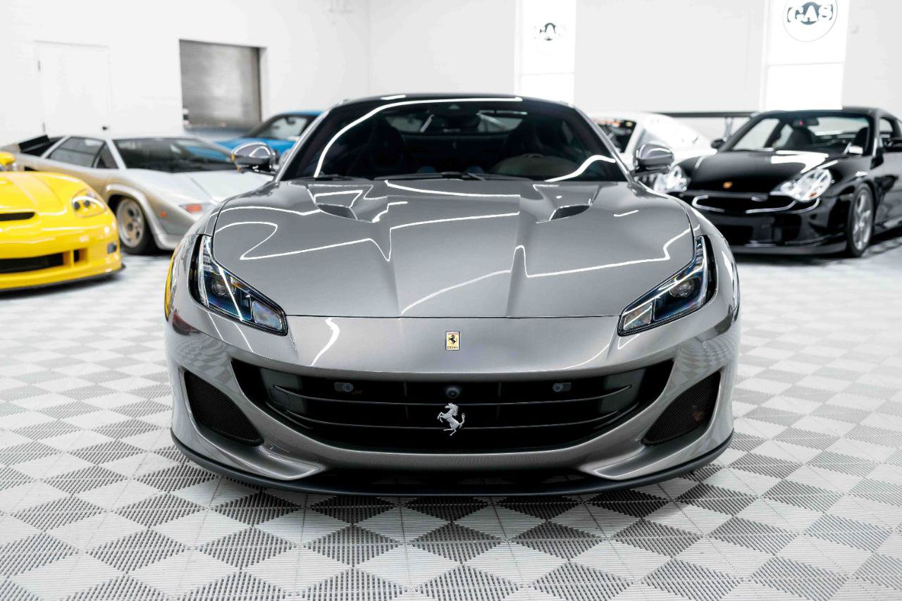 Used 2020 Ferrari Portofino RWD image 5
