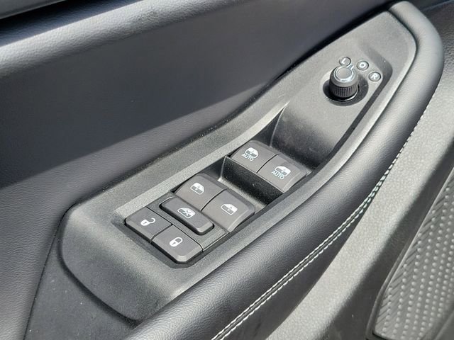 Used 2026 Jeep Grand Cherokee Laredo X RWD image 18