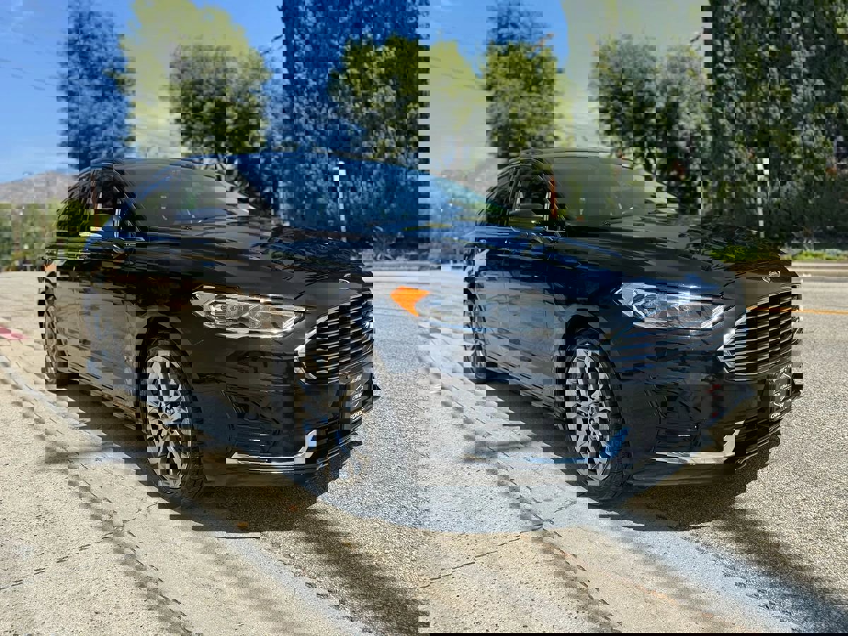 Used 2019 Ford Fusion SEL image 1