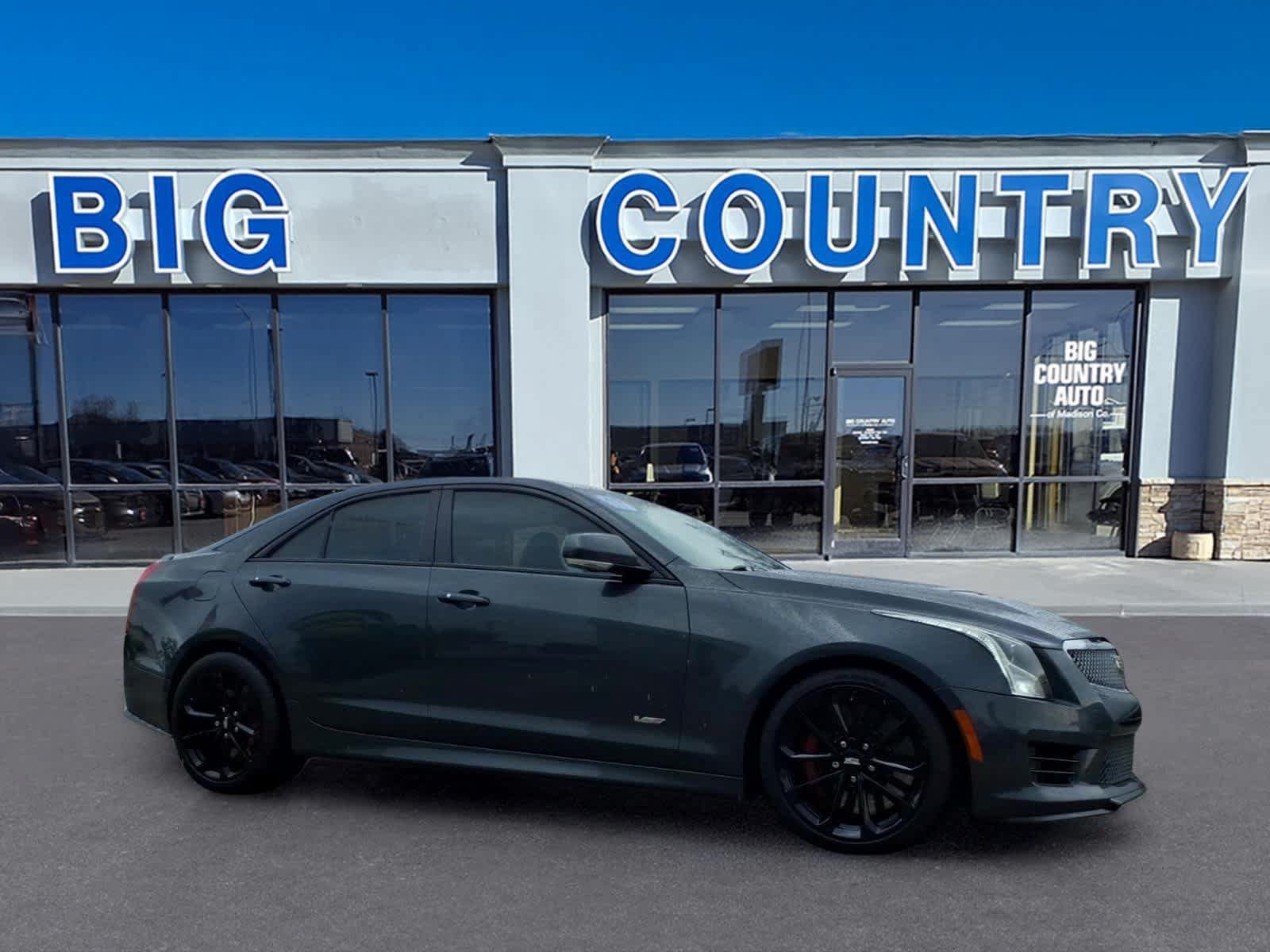 Used 2017 Cadillac ATS V w/ Luxury Package RWD image 4