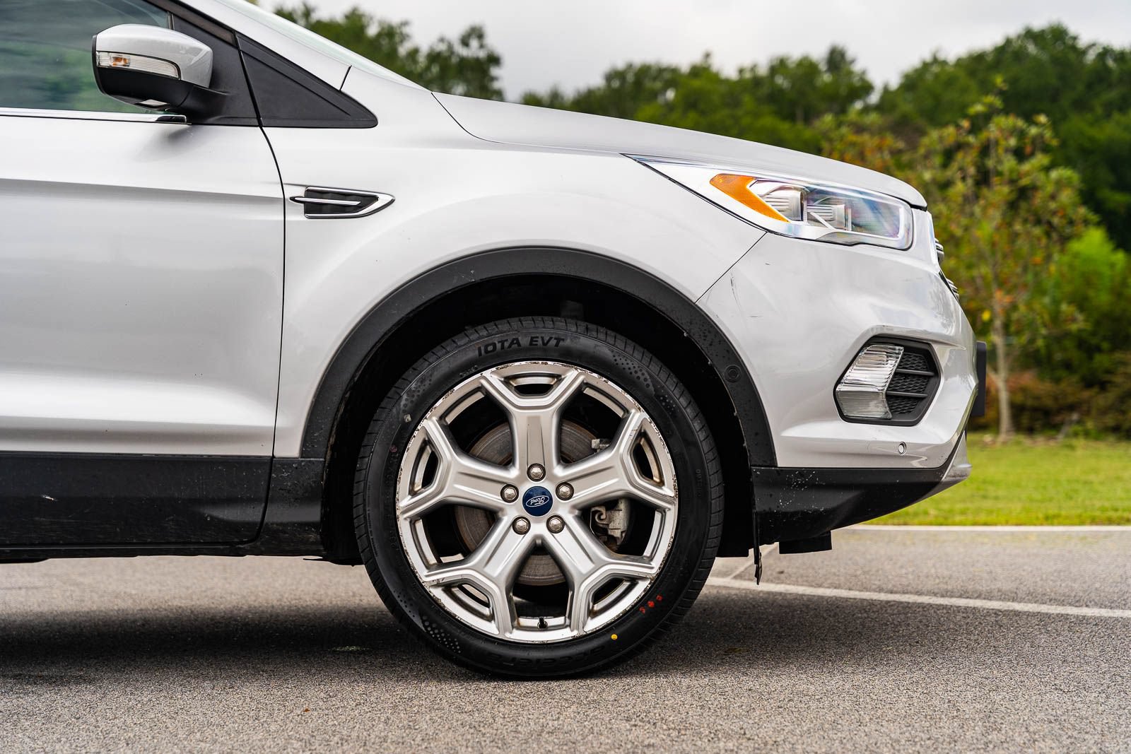 Used 2019 Ford Escape Titanium AWD/4WD image 9