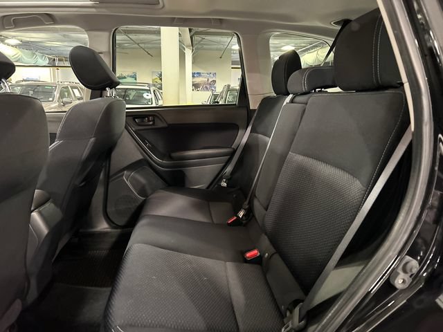 Used 2016 Subaru Forester 2.5i Premium w/ All-Weather Package AWD/4WD image 23