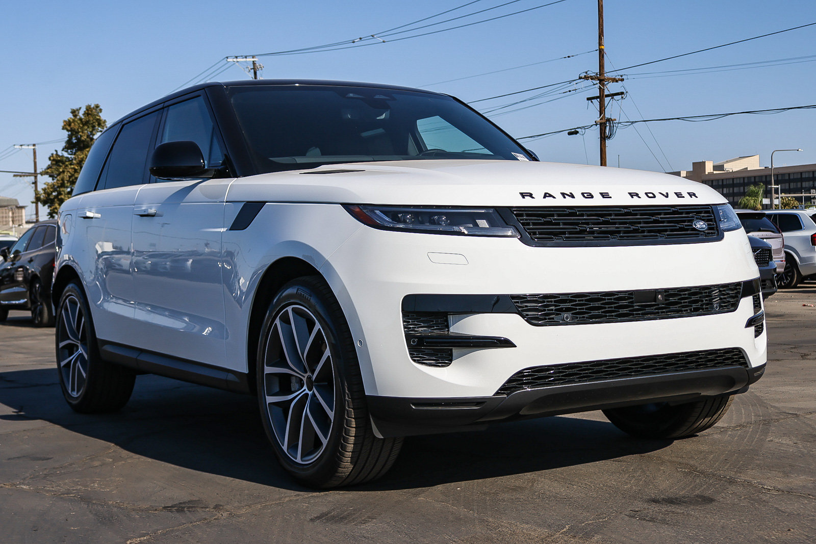 New 2027 Land Rover Range Rover Sport SE AWD/4WD image 3