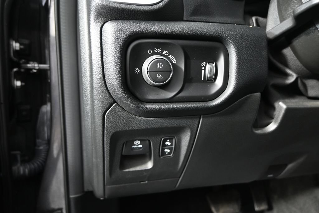 Used 2021 RAM 1500 Big Horn AWD/4WD image 23