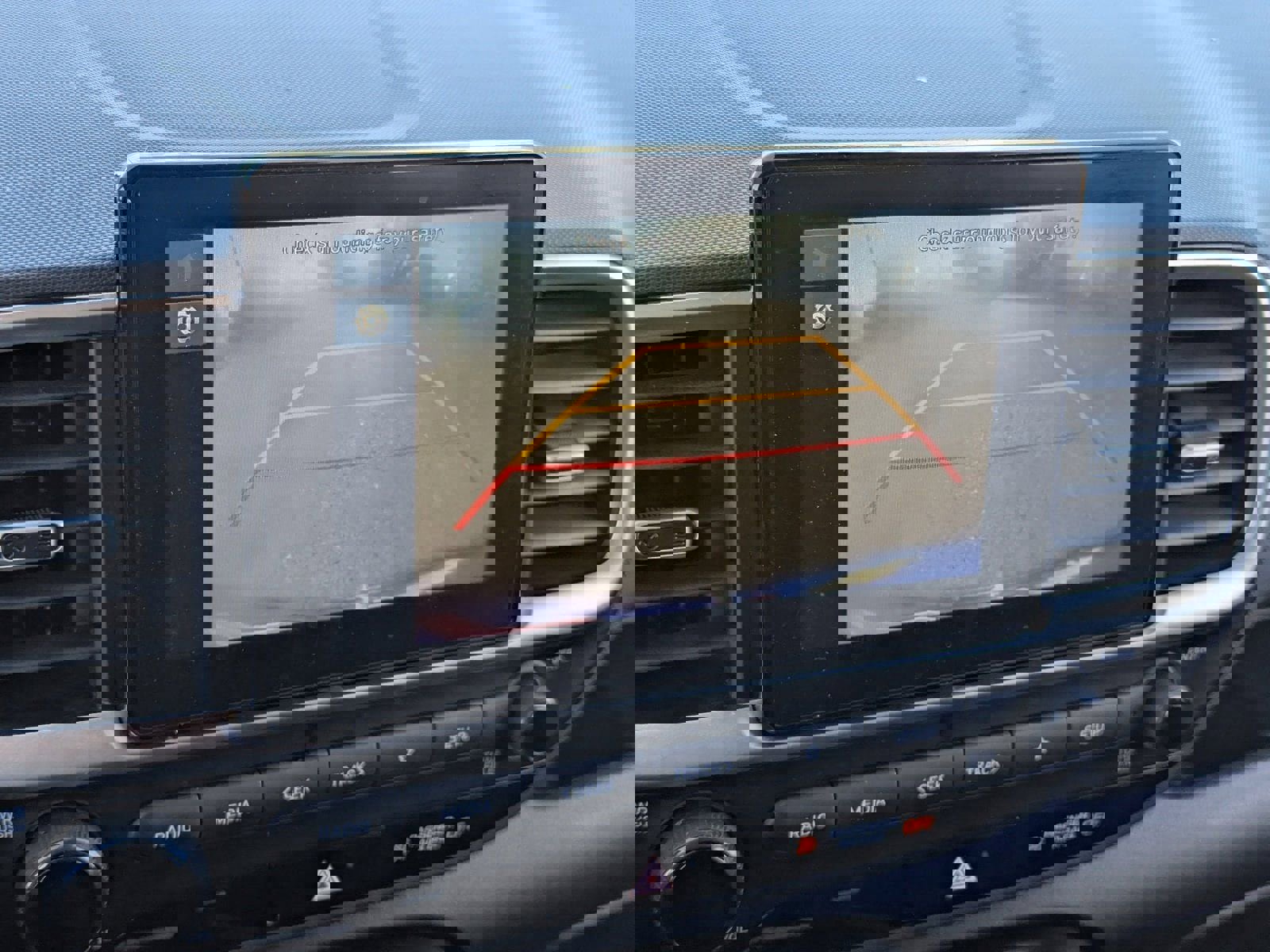 Used 2025 Hyundai Venue SE image 28