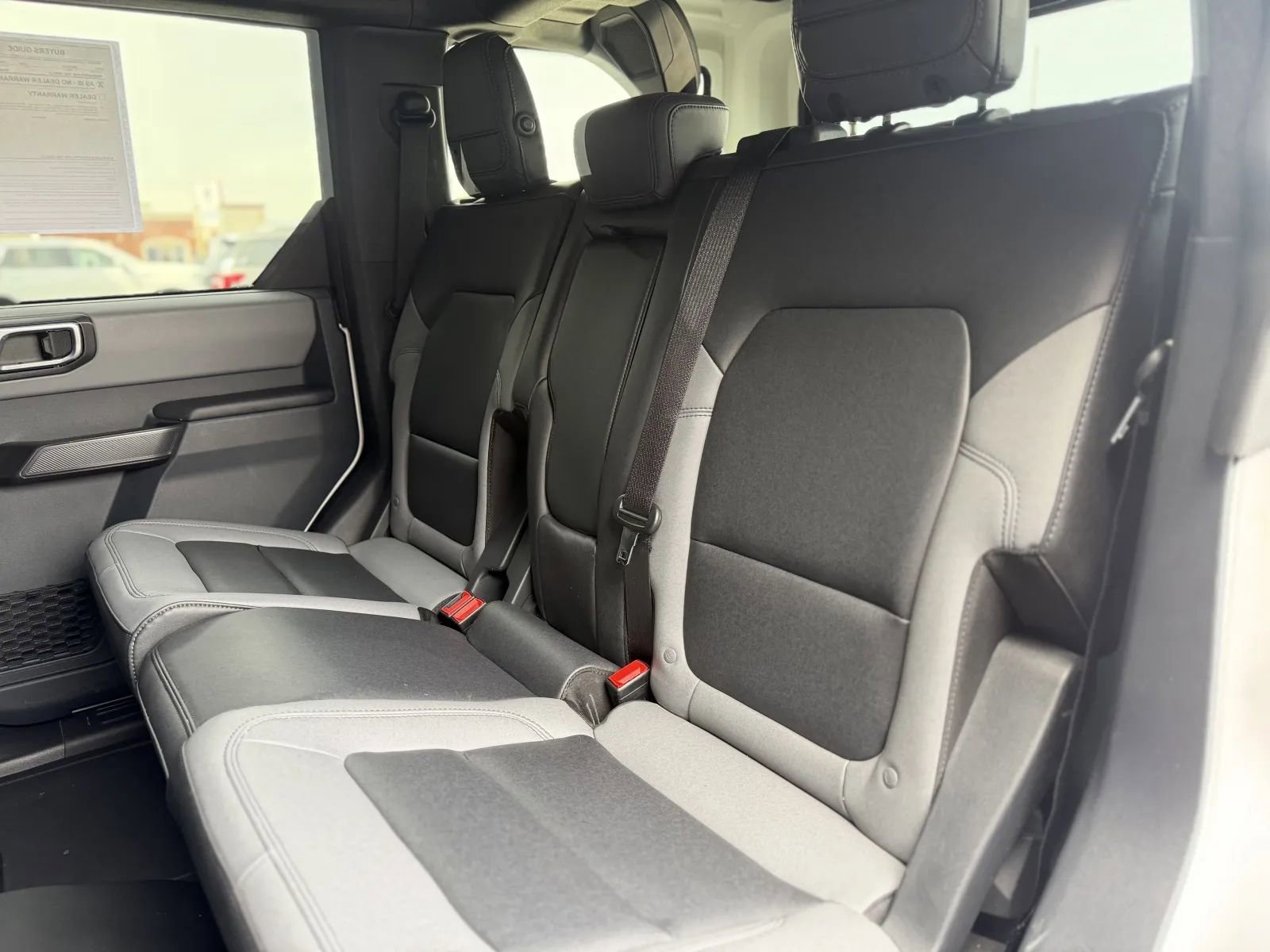 Used 2024 Ford Bronco Black Diamond image 16